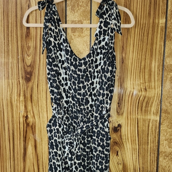 Leopard Print Sleeveless Romper - Size L NWT - Picture 1 of 7
